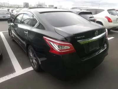 Nissan TEANA