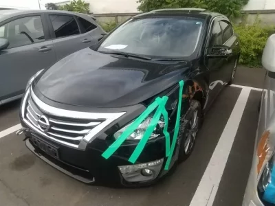 Nissan TEANA
