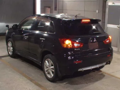 Mitsubishi RVR