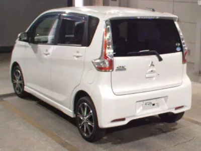 Mitsubishi EK CUSTOM