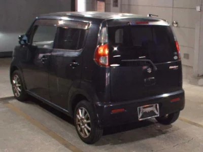 Suzuki MRWAGON