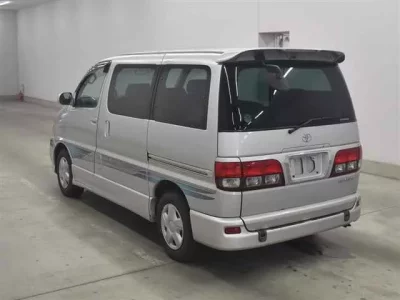 Toyota HIACE REGIUS