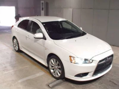 Mitsubishi GALANT FORTIS