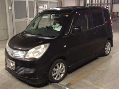 Mitsubishi DELICA D2