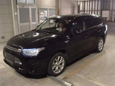 Mitsubishi OUTLANDER PHEV