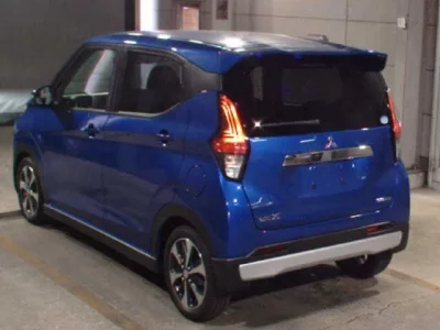 Mitsubishi EK X