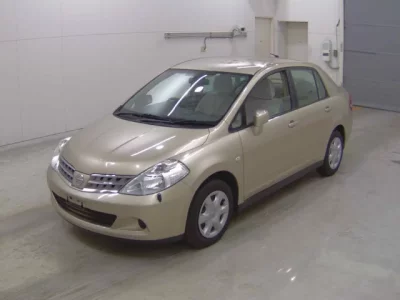 Nissan TIIDA LATIO