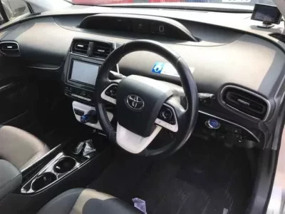 Toyota PRIUS PHV