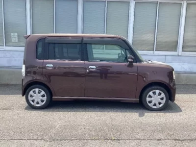 Daihatsu MOVE CONTE