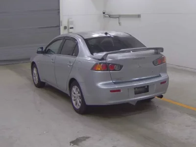 Mitsubishi GALANT FORTIS