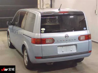 Nissan LAFESTA