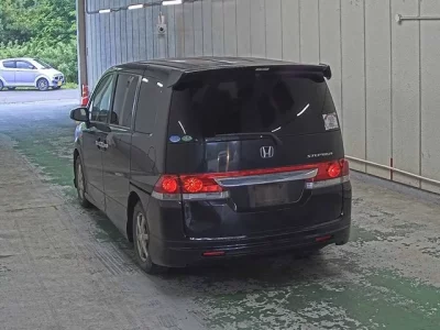 Honda STEP WAGON