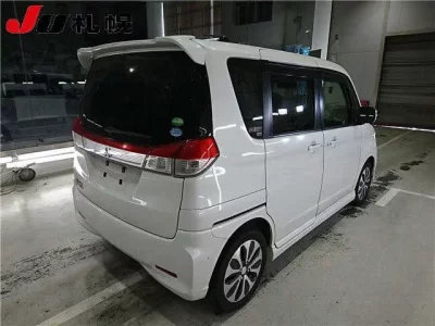 Mitsubishi DELICA D2