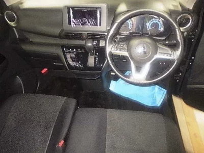 Mitsubishi EK X