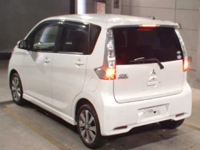 Mitsubishi EK CUSTOM