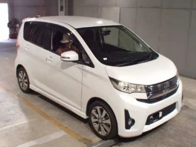 Mitsubishi EK CUSTOM