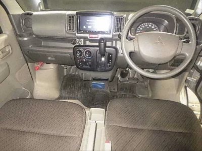 Mitsubishi MINICAB VAN