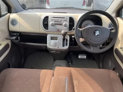Suzuki MRWAGON