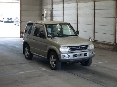 Mitsubishi PAJERO MINI