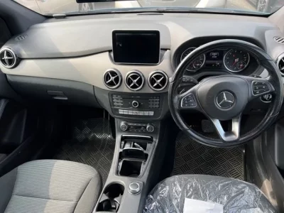 Mercedes-Benz B CLASS