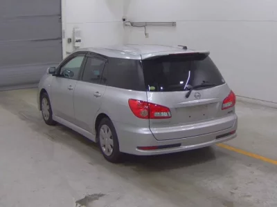 Nissan WINGROAD