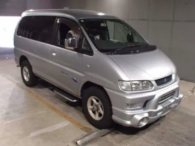 Mitsubishi DELICA