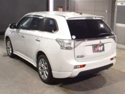 Mitsubishi OUTLANDER PHEV