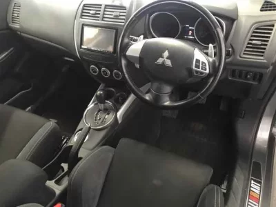 Mitsubishi RVR