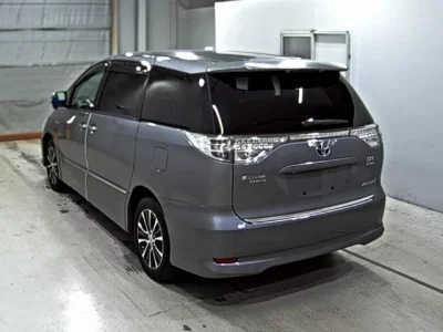 Toyota ESTIMA HYBRID