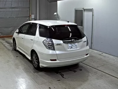 Honda FIT SHUTTLE