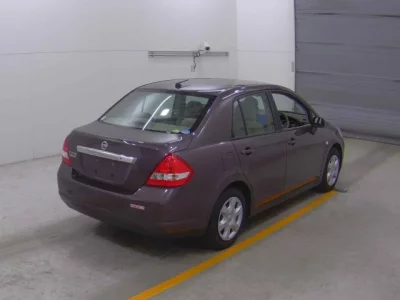 Nissan TIIDA LATIO