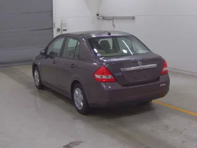 Nissan TIIDA LATIO