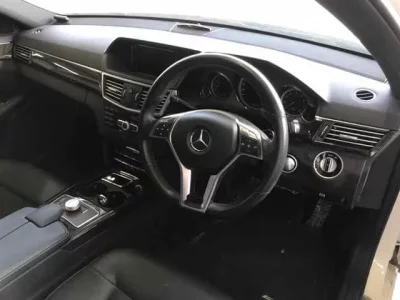 Mercedes-Benz E CLASS WAGON