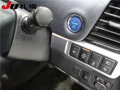 Toyota ESTIMA HYBRID