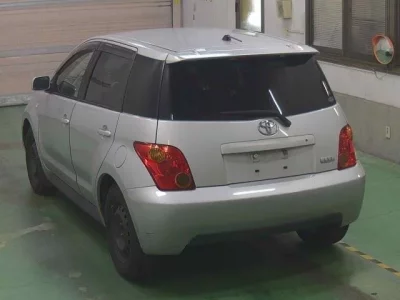 Toyota IST