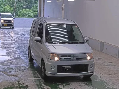 Mitsubishi TOPPO