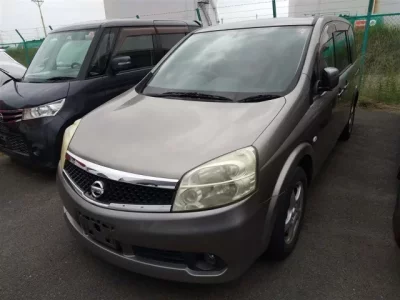 Nissan LAFESTA