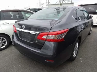 Nissan SYLPHY