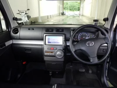 Toyota PIXIS SPACE