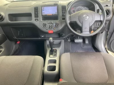 Nissan AD