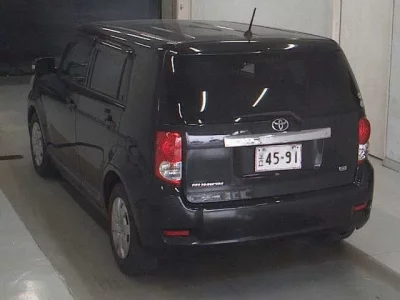 Toyota COROLLA RUMION