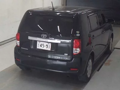 Toyota COROLLA RUMION