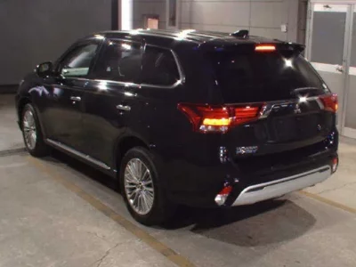 Mitsubishi OUTLANDER PHEV