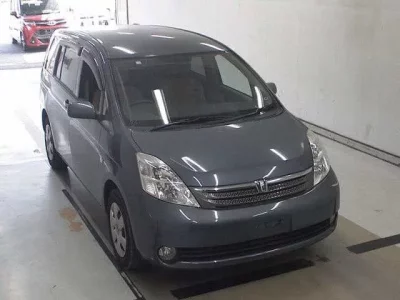 Toyota ISIS