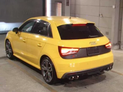 Audi S1