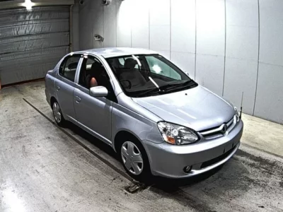 Toyota PLATZ
