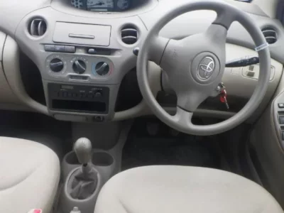 Toyota PLATZ
