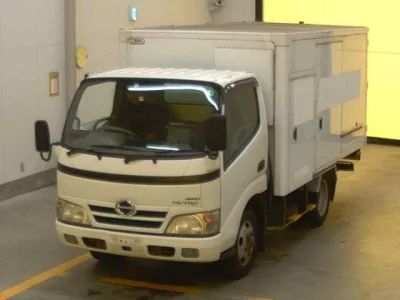 Hino DUTRO