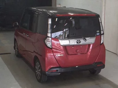 Toyota TANK