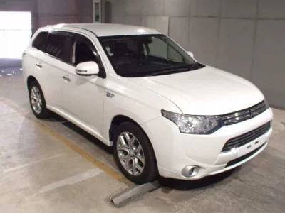 Mitsubishi OUTLANDER PHEV
